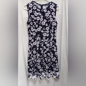 Chaps black & white pleated professional office work dress size small (T-250)